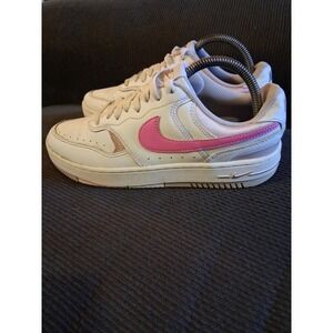 Nike Gamma Force Womens "White/Playful Pink" FZ3613-100 Sneakers Size 8.5
